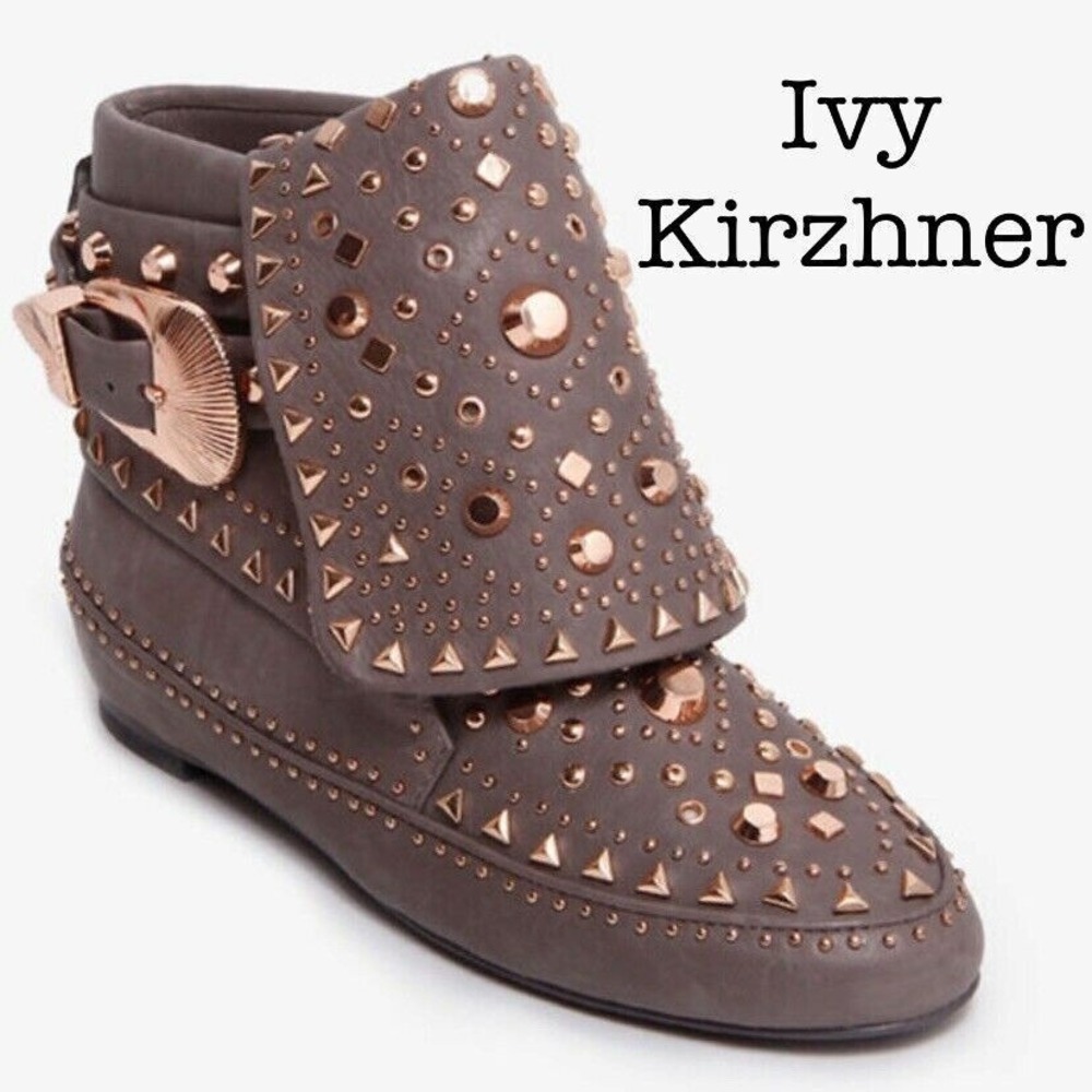 Ivy Kirzhner Gray Adobee Asphalt Booties Leather Gold Studded Moccasin Boots 7.5